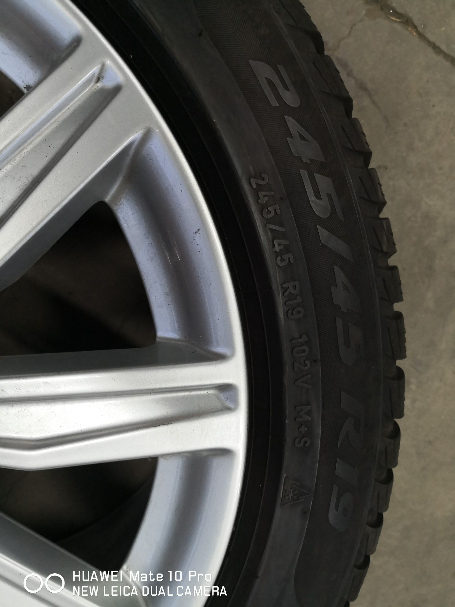 245 45 19 цола гуми Pirelli dot 21