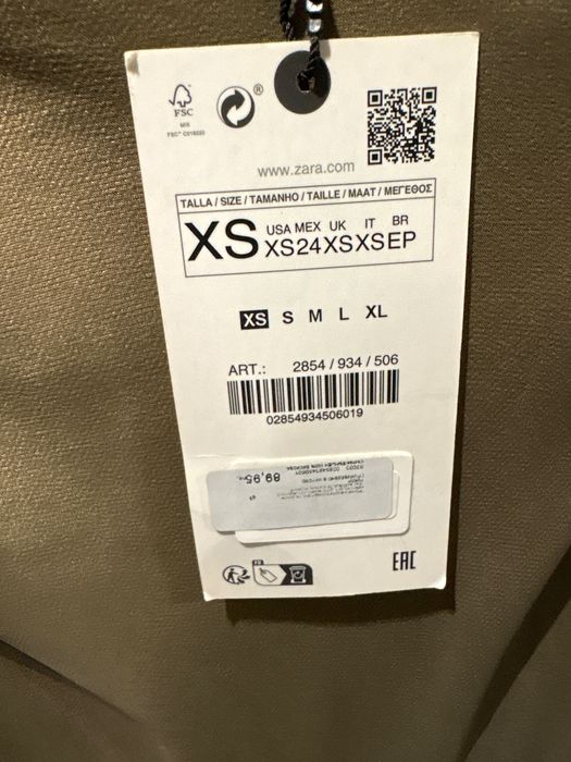 Zara дълга нова рокля със етикет