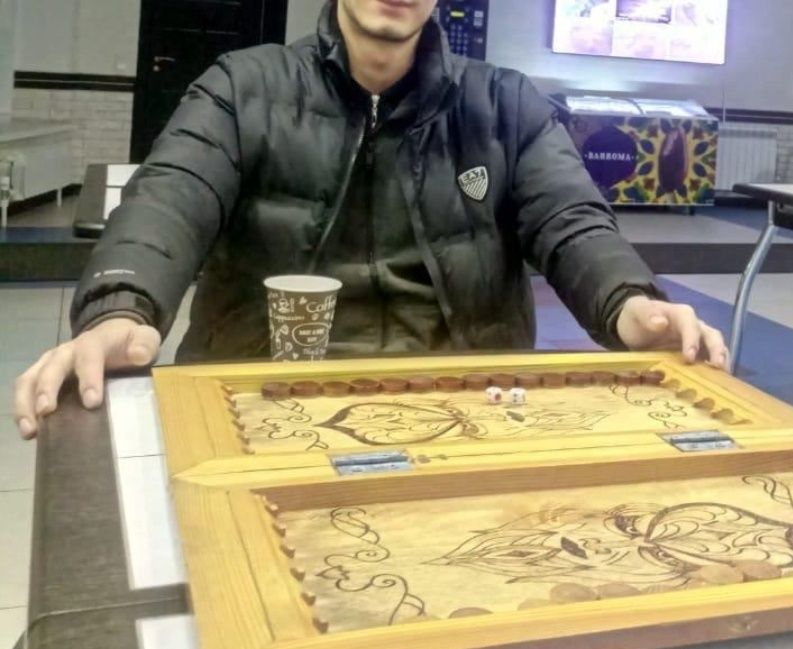 Продам ЕA7 куртка