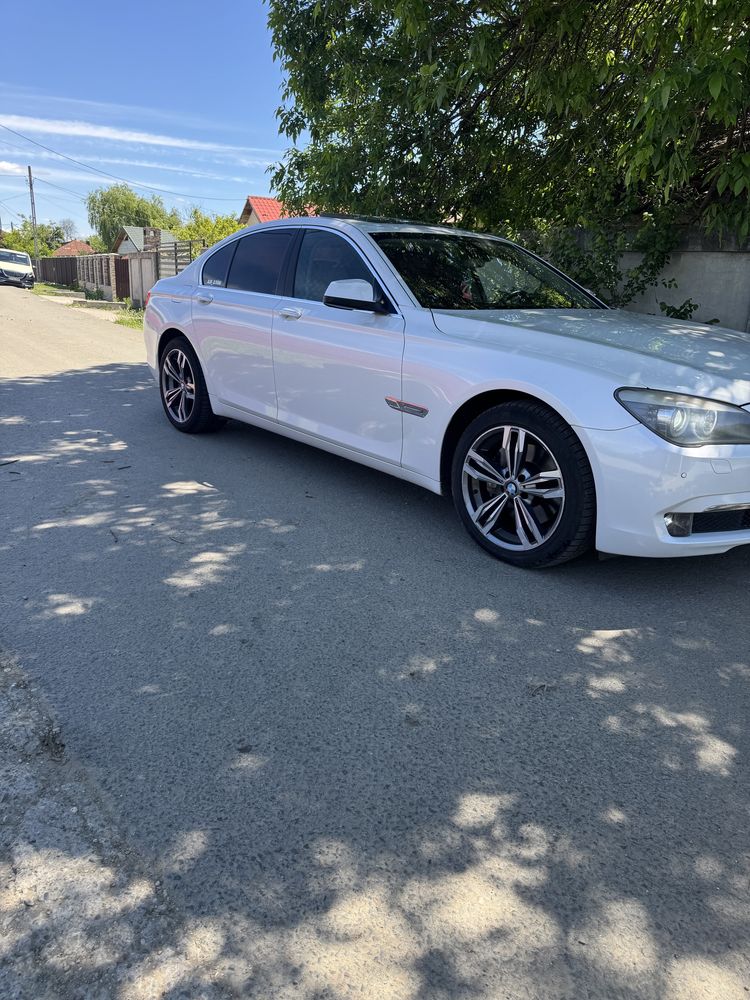 Bmw F01 730D 245CP 2012 Propietar fiscal pe loc pret fix