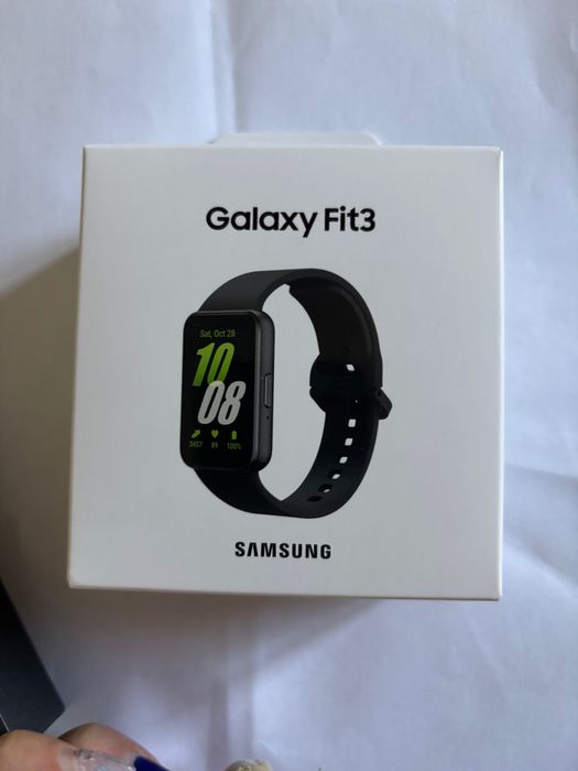 Vând brățară fitness Samsung galaxy fit 3 noua