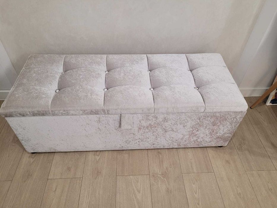 Голяма кутия за съхранение за спалня от кадифе в сивкав цвят