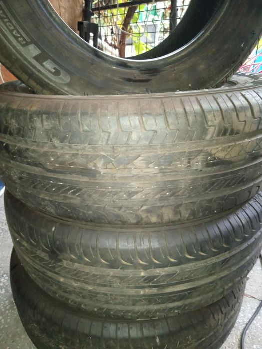 Vând 4 cauciucuri 195/65/R15 !!!