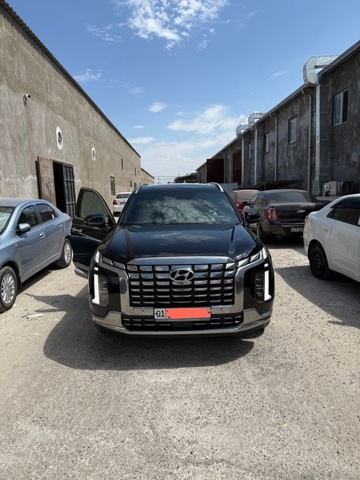 Продам свою машину Хундай Палисад 2025 год