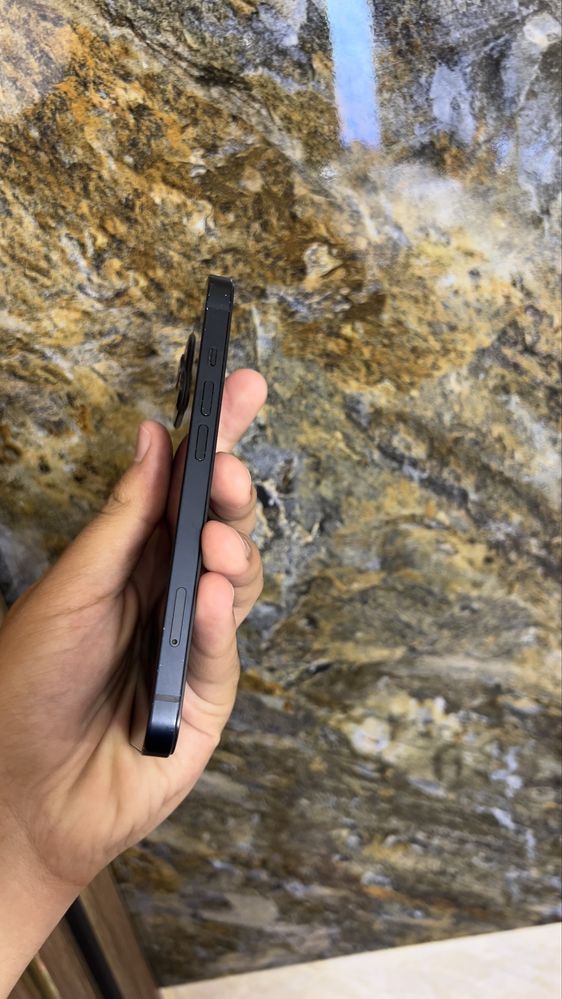 Iphone 13  128gb srochni