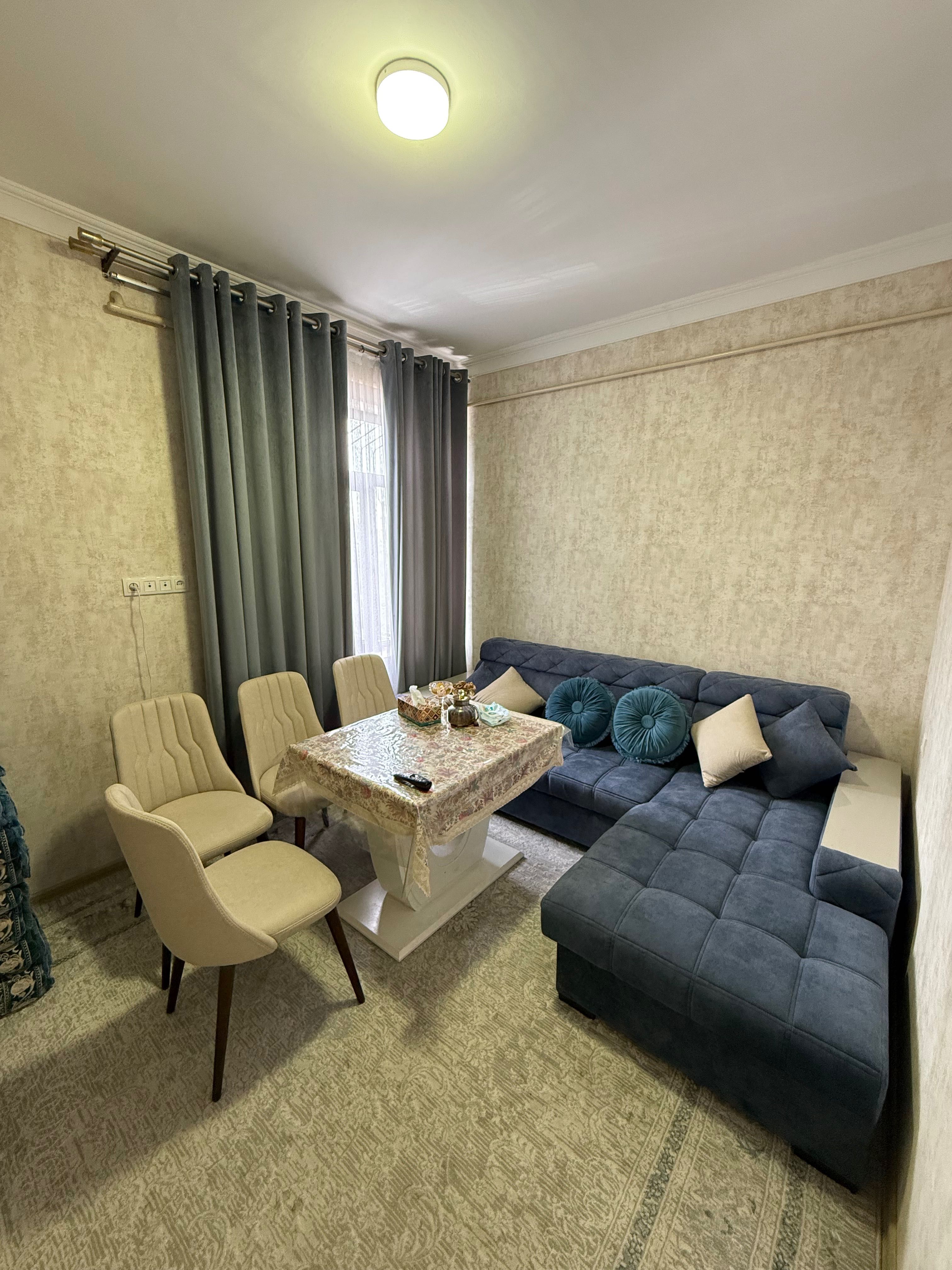 Продается квартира - 43кв + 2x2 подвал, Юнусабад-5 - 65.000 $