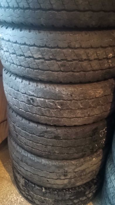 Гуми за бус 215/70/15c