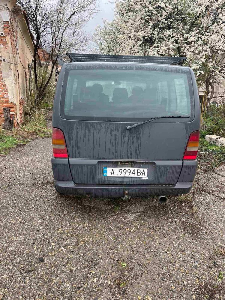 Mercedes V230 vito