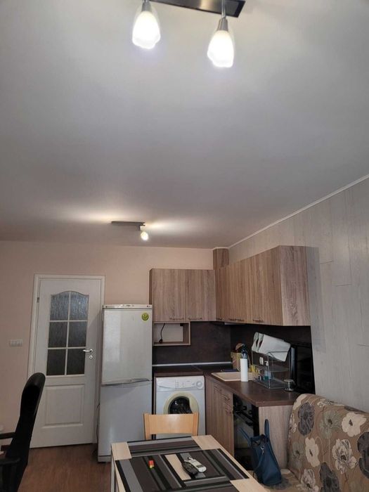 Дава се под наем Едностаен апартамент в София, Студентски град - 40 кв.м за 400 € - Снимка #1