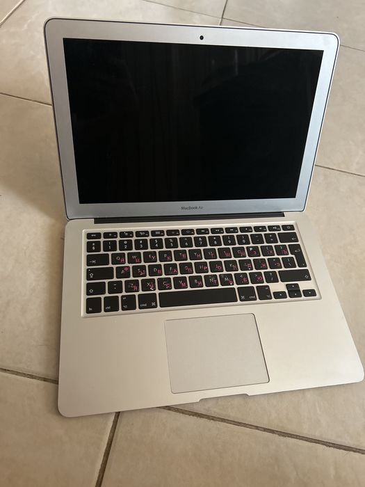 MacBook Air 13” (A1466, 2017) – на части / за ремонт
