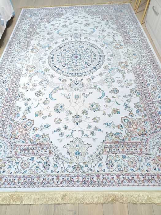 Продам ковер 2*3