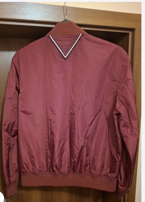 TOMMY HILFIGER-мъжко преходно яке