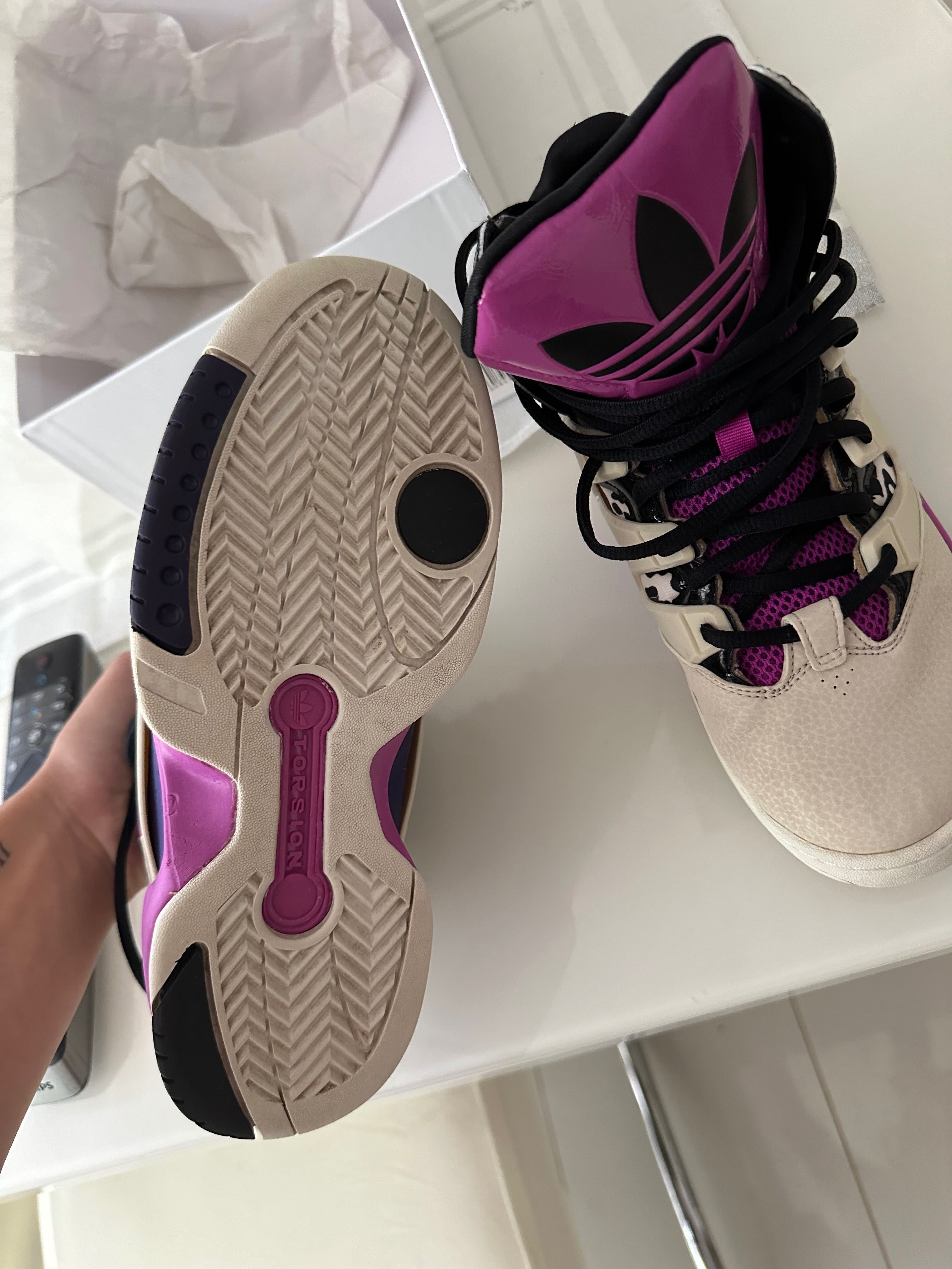 Дамски Обувки Adidas - ОРИГИНАЛНИ