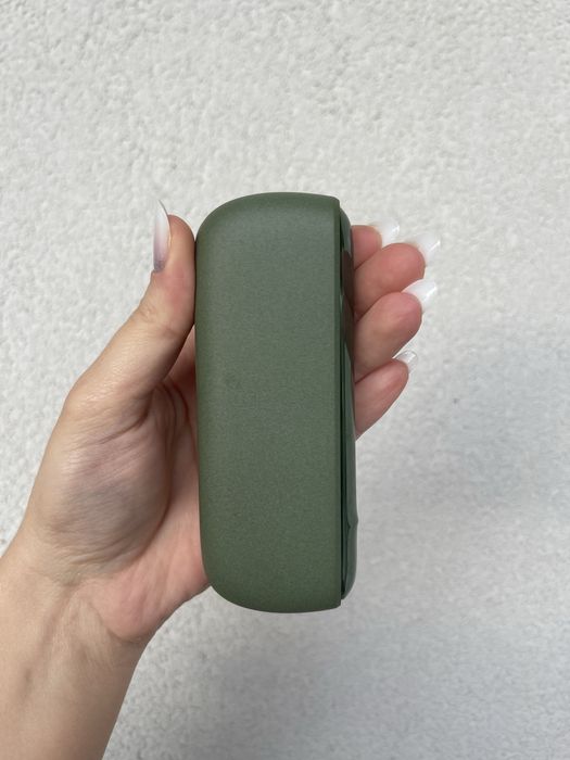 IQOS Iluma Moss Green