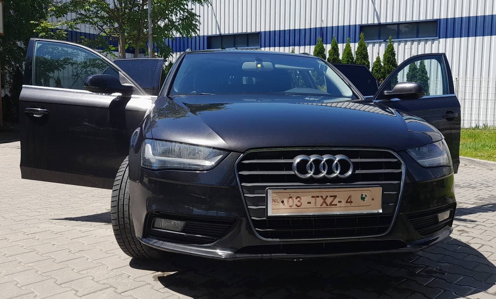 Audi A4 Avant Pro Line business