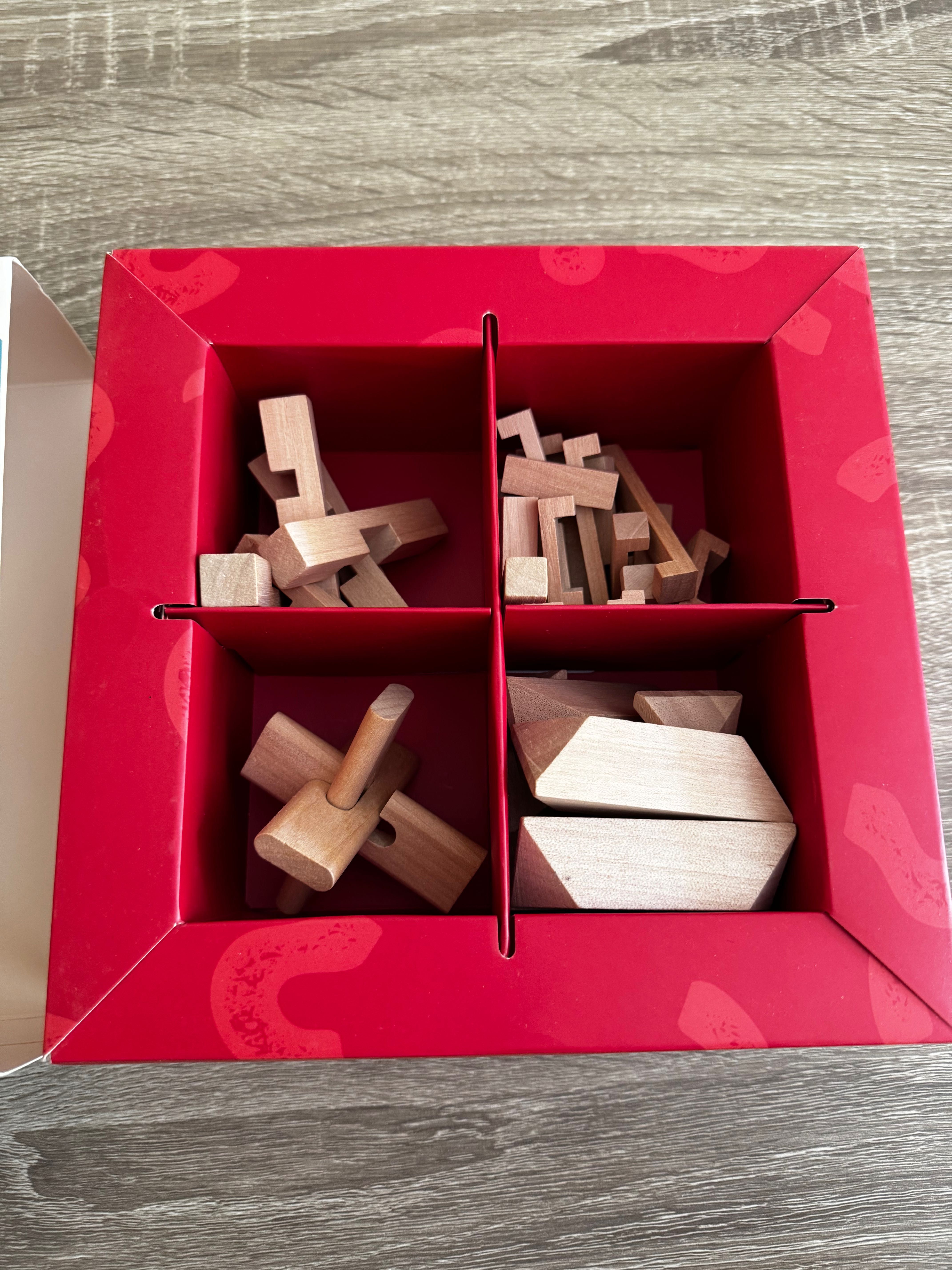 Комплект дървени пъзели , 3D, 4 бр