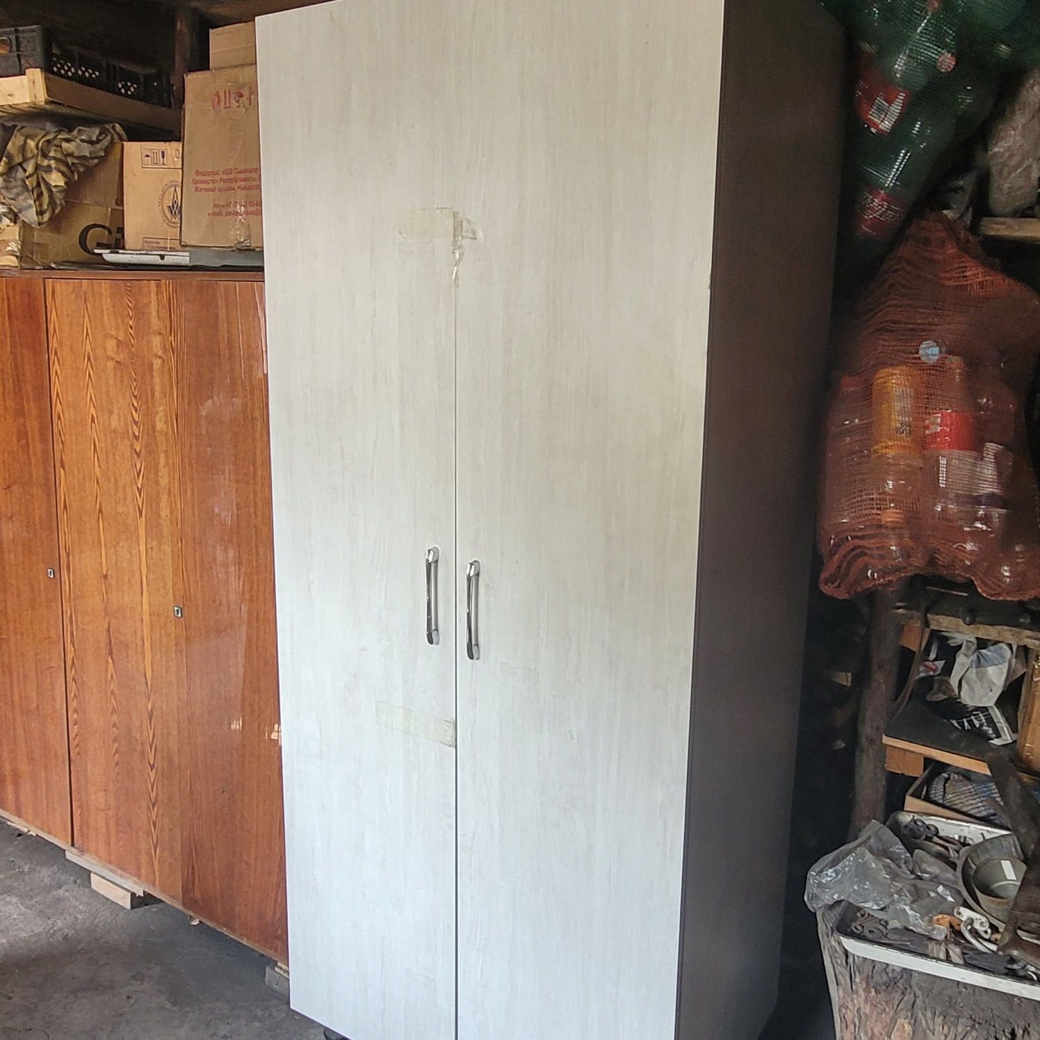 Продам шкаф  с антрисолью новый