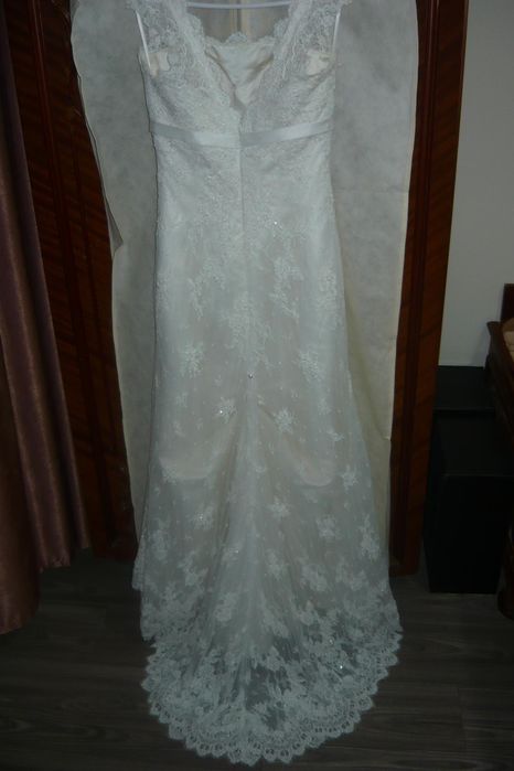 Rochie de mireasă(Voal cadou)