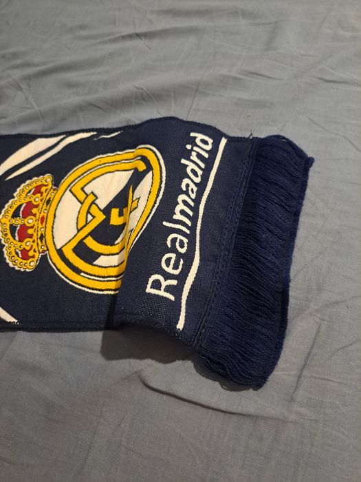 Ретро шал на Real Madrid.