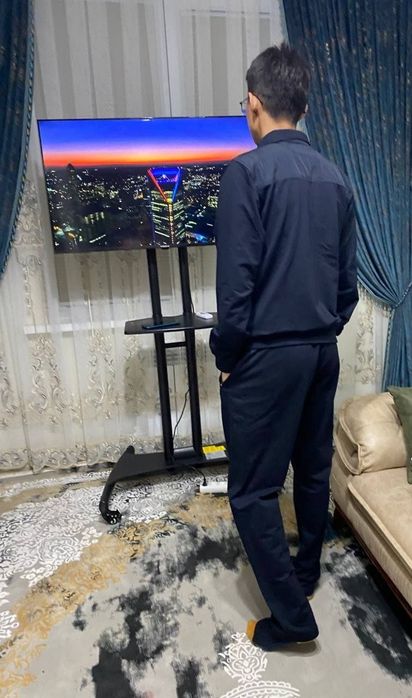 Подставка кронштейн сотилади