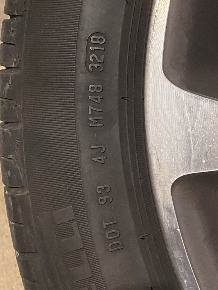 Cauciucuri vara 245/45 R18  Pirelli  Run flat