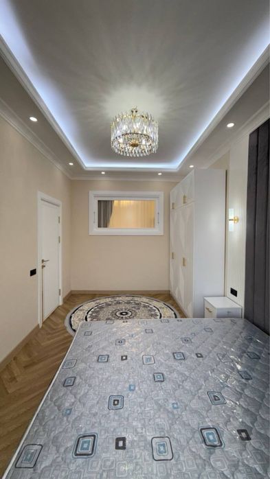 Продается 2 ком. Квартира на 2 этаже площадью 60 кв.м. В Багишамале