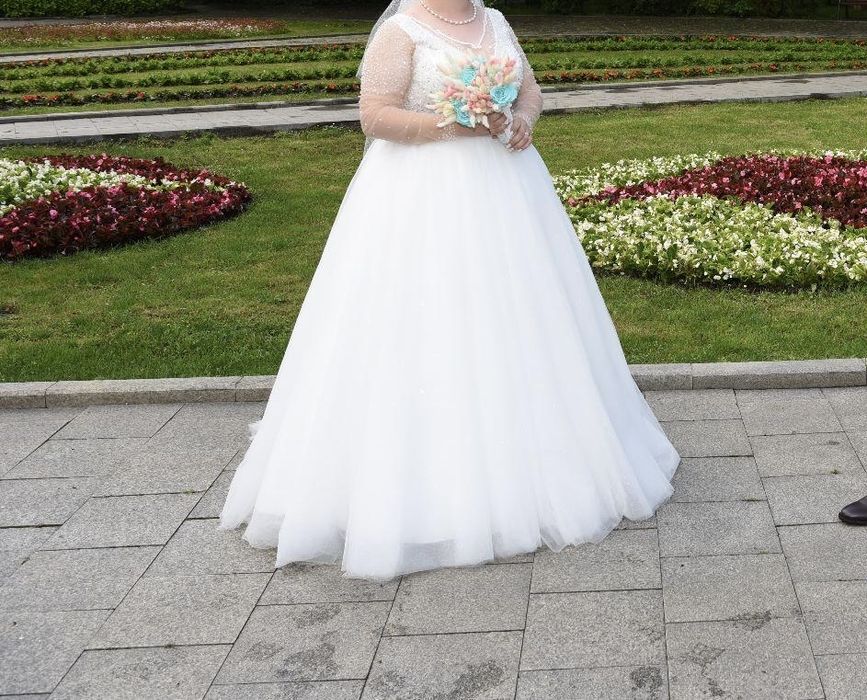 Vand rochie de mireasa