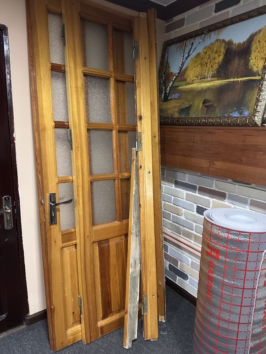 Продам дверь межкомнатный двойной из дерево