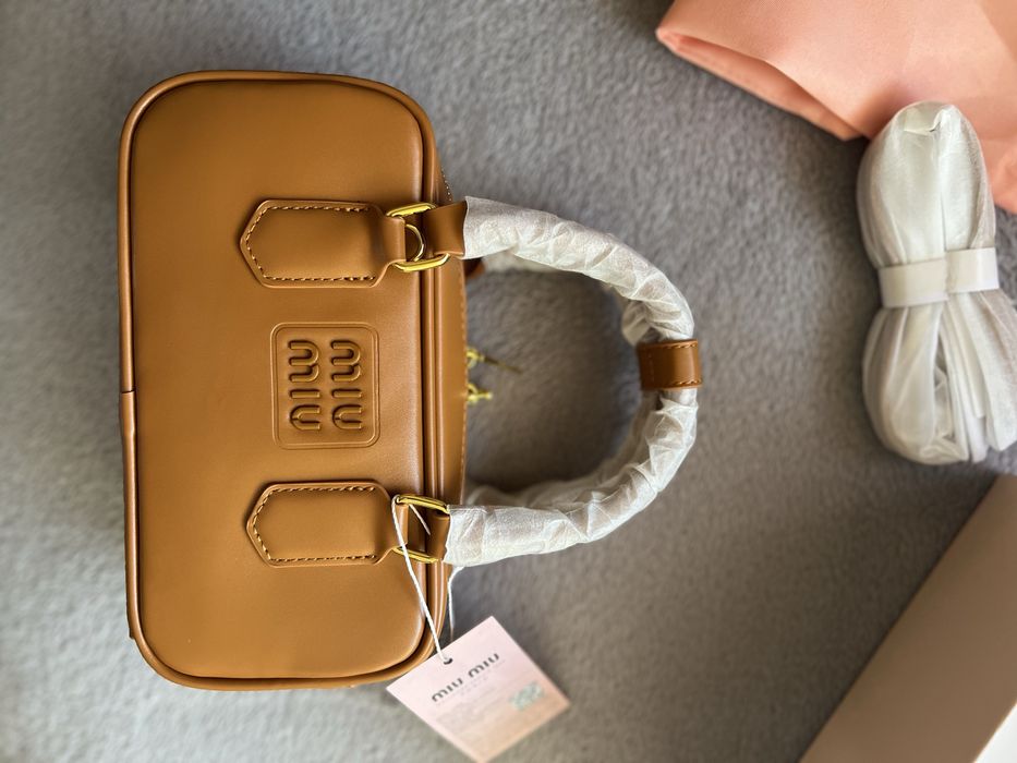 Дамска кафява чанта естествена кожа