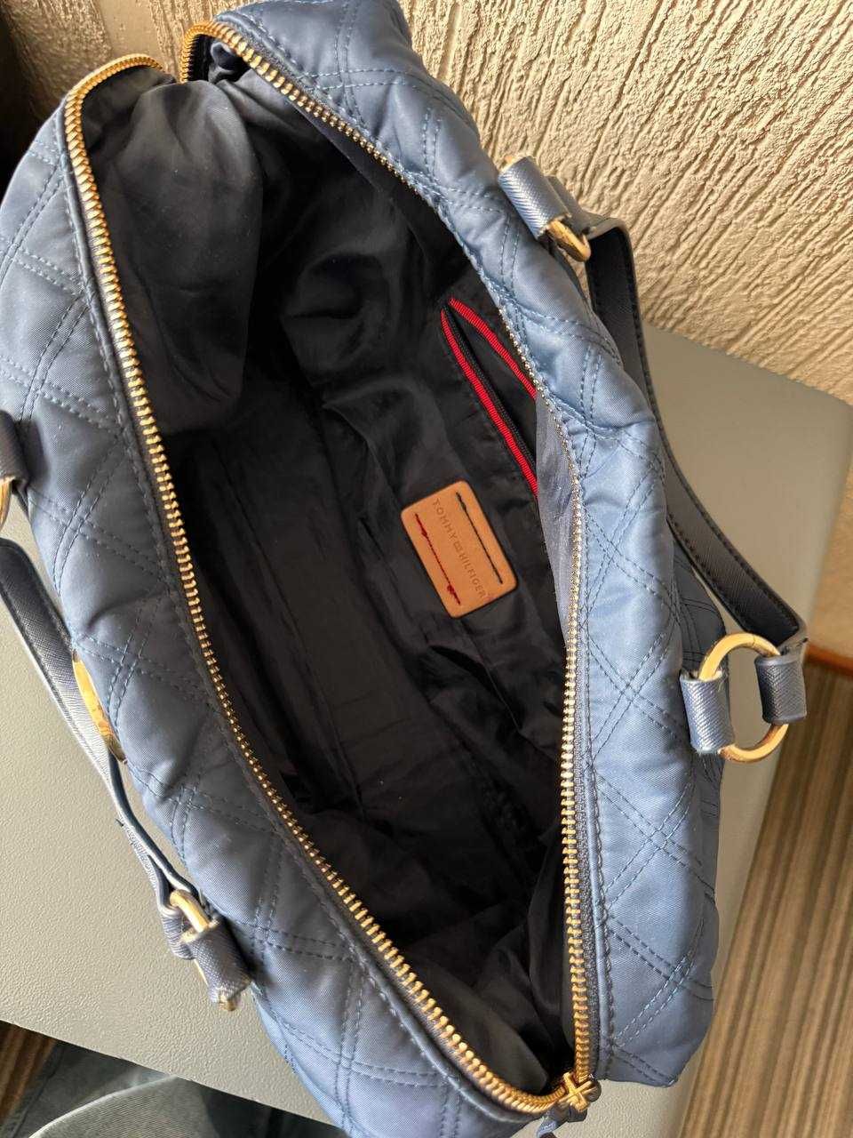 Брендовая стёганая сумка Tommy Hilfiger