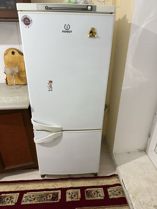 Продам холодильник б/у