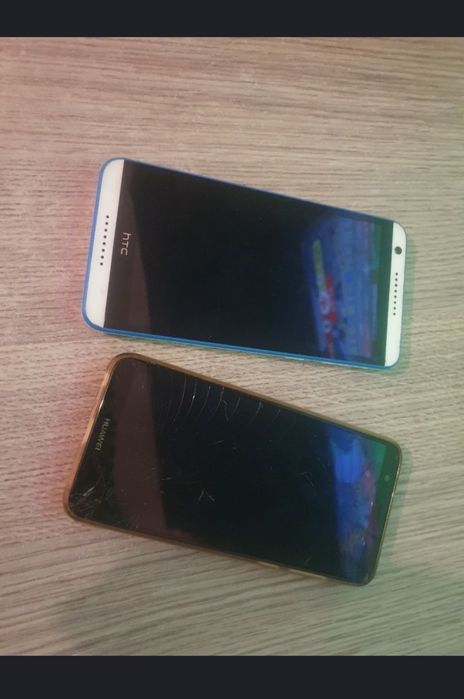 Fisurat geamu la unu din ele