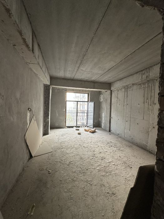 Yakkasaroy qushbegi Lafayette 78kv 2-3 xonale kivartera sotiladi