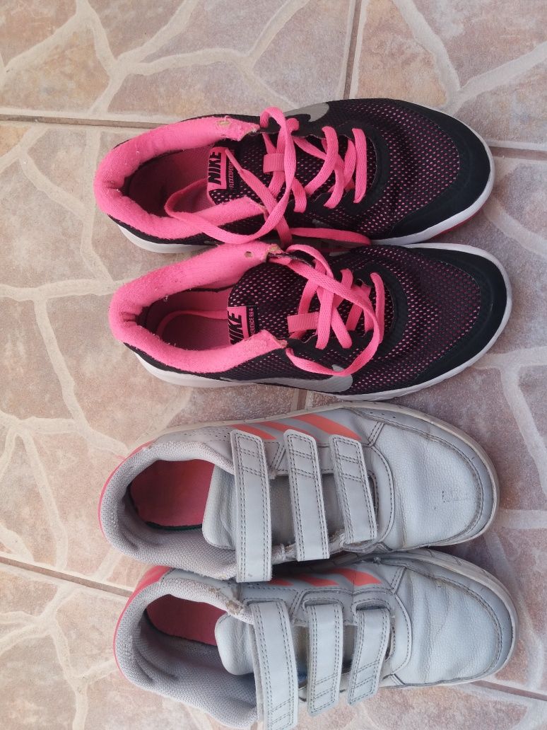 Маратонки Adidas Nike