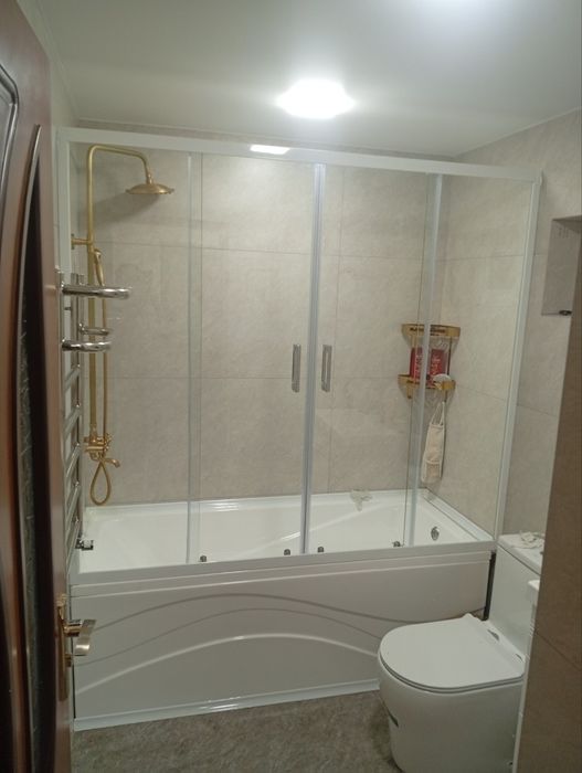 Душевые кабины , перегородки для душа