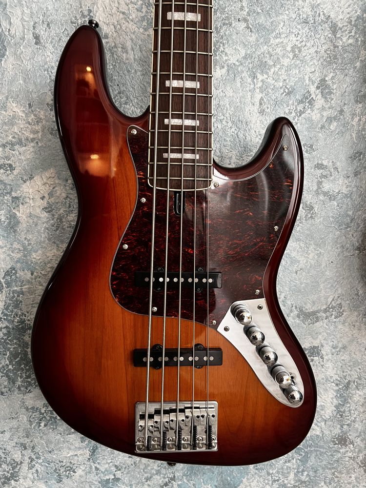 Sire Marcus Miller vintage v7, 1 gen бас китара, ефекти за китара