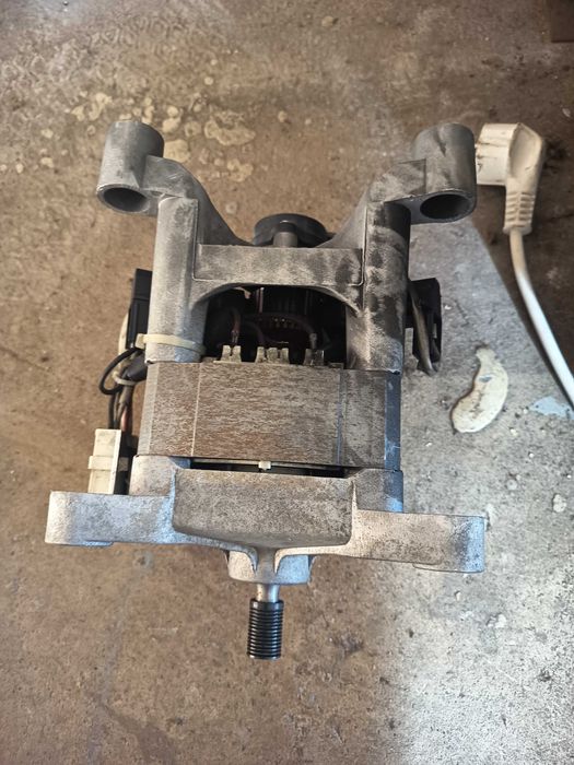 Перална Аристон на 'асти