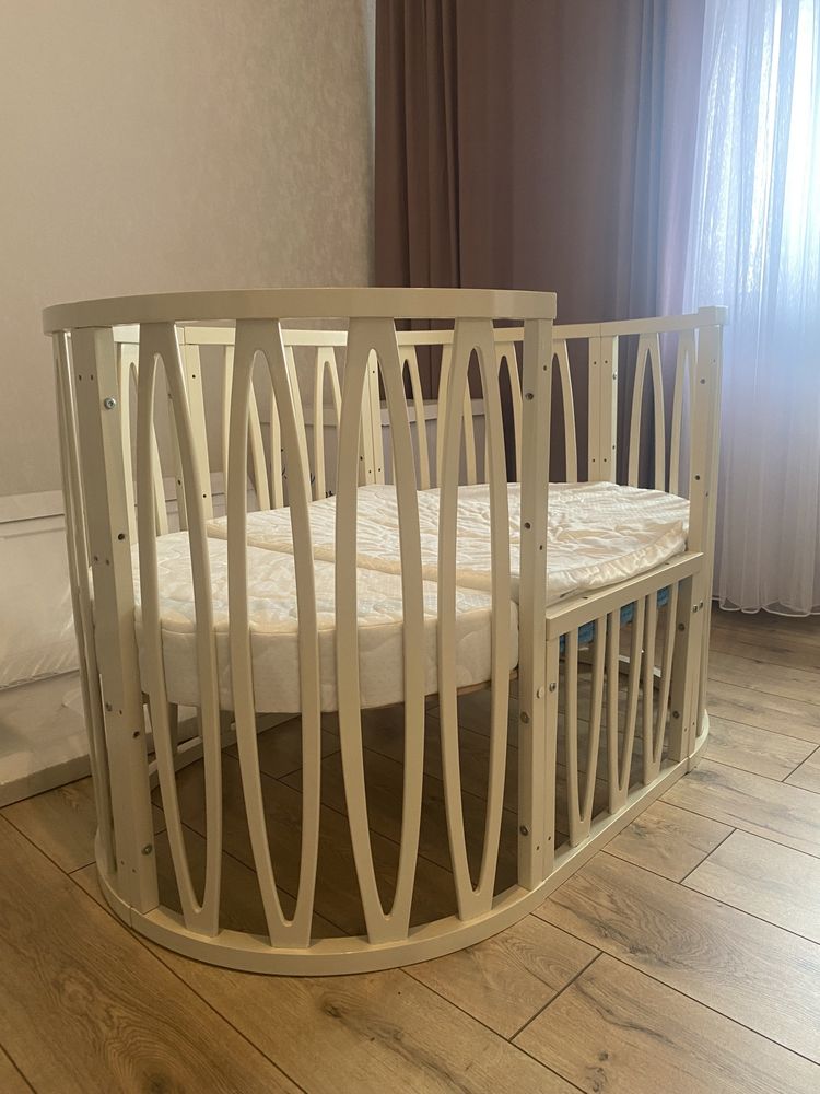 Продам манеж трансформер 10в1