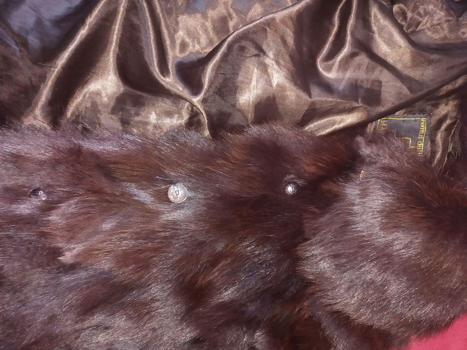 Haină din blană naturală de vulpe