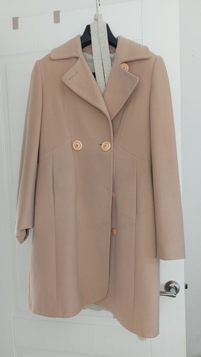 Пальто  на размер 44-46