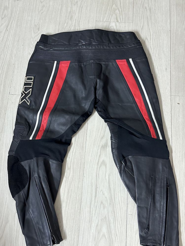 Vand pantaloni moto piele