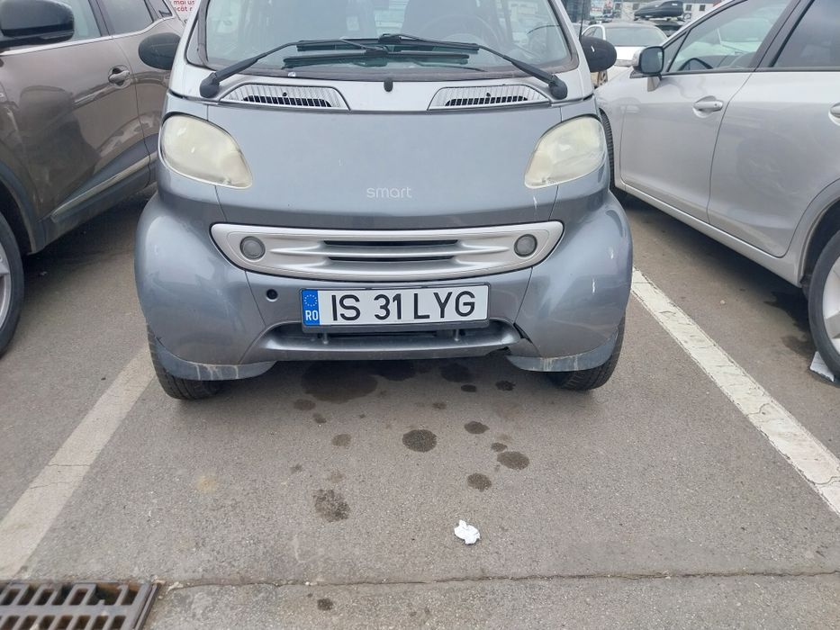 Vand 2 SMART FORTWO putin negociabil