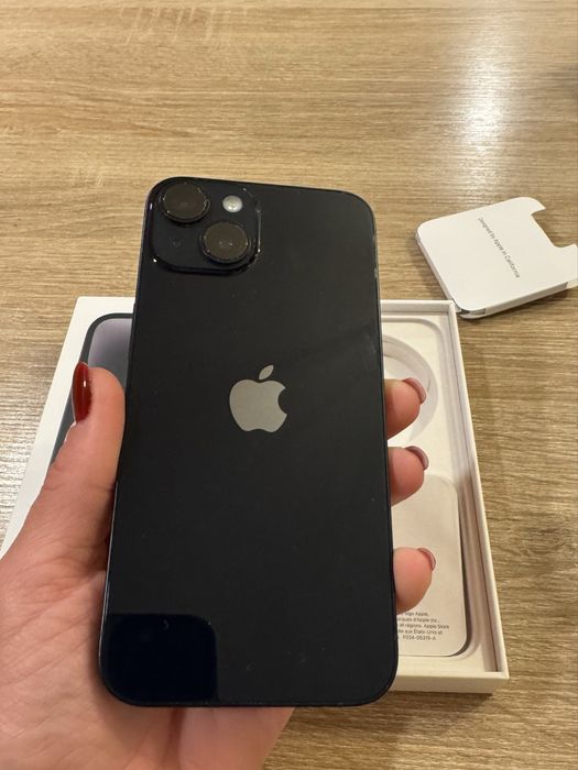 iPhone 14 full box IMPECABIL 128gb + CADOU 22 huse si folii NOI