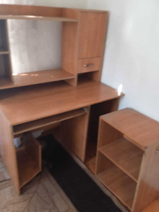 продам стол для компьютера