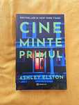 Cine minte primul de Ashley Elston