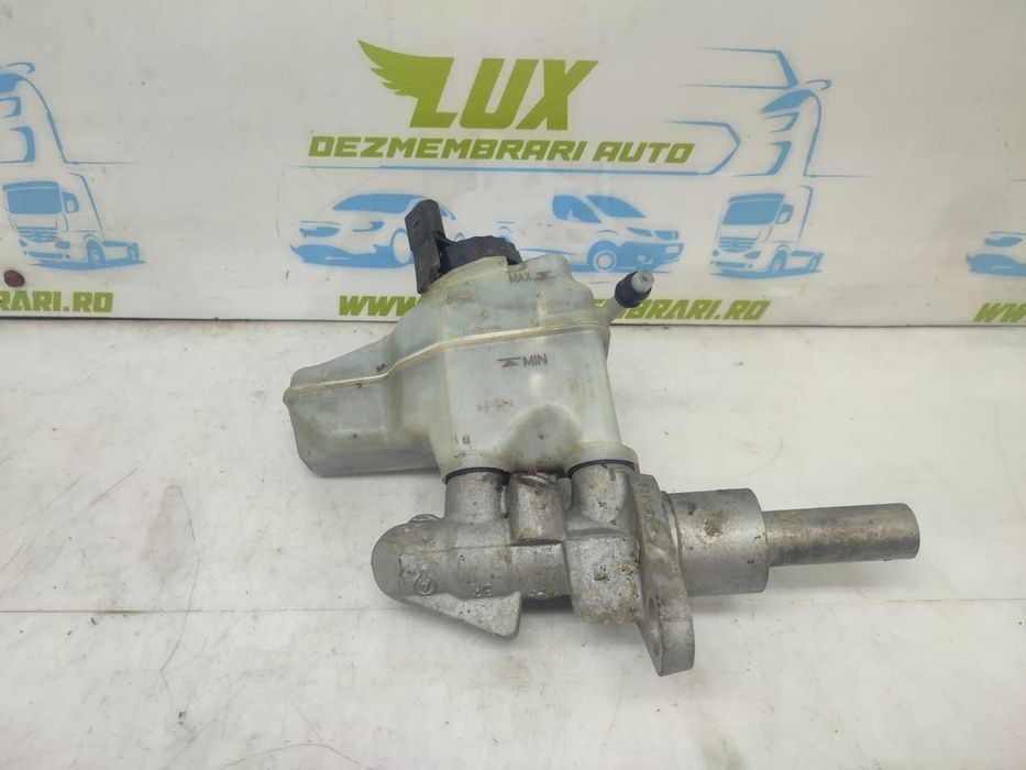 Pompa servofrana 033558-90101 1.9 tdi BLS Volkswagen VW Golf Plus 1