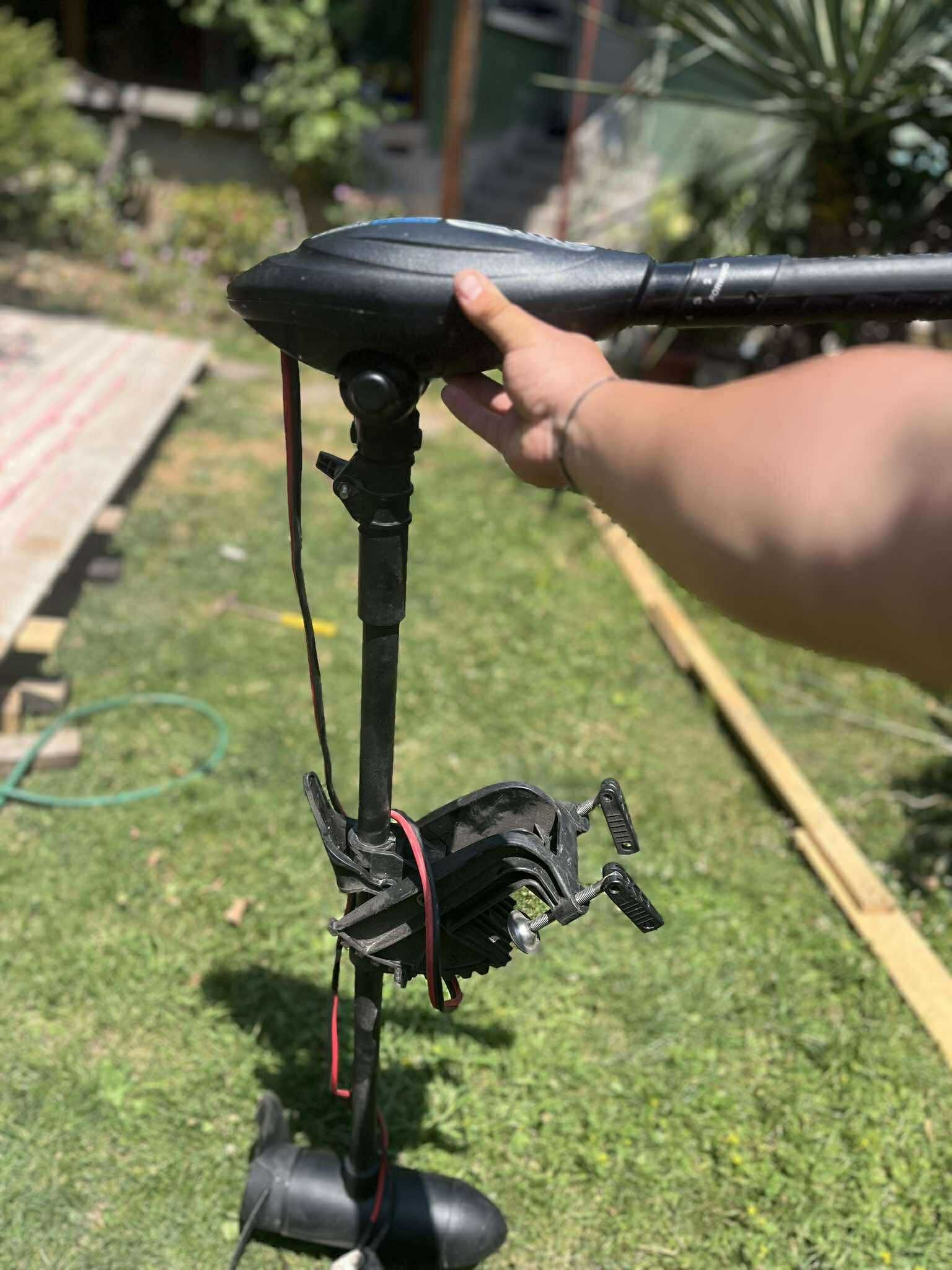 Haswing Osapian 55lbs 12v Ел двигател за лодка