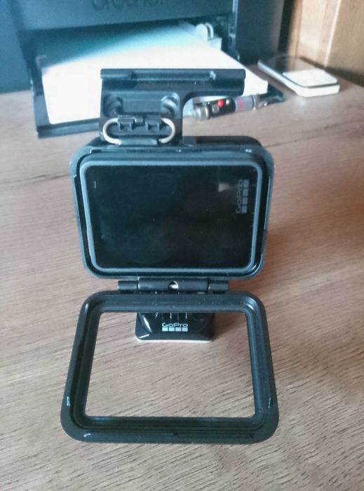 Продавам GoPro Black 7