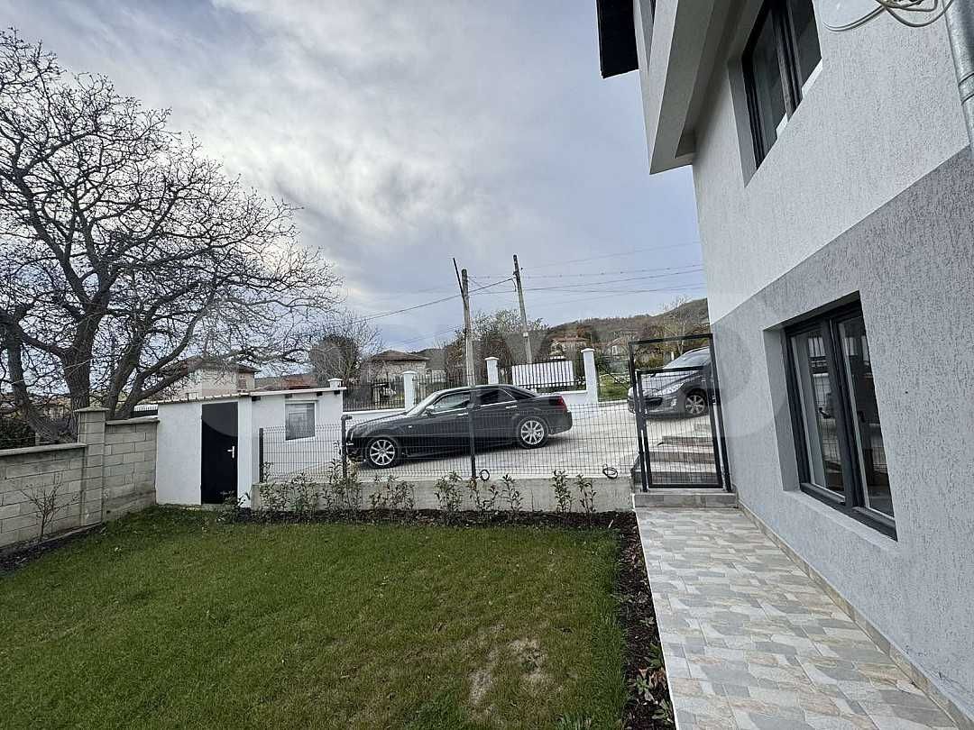 Продава се Къща в с. Рогачево, Област Добрич - 310 кв.м за 1049 €/кв.м - Снимка #20