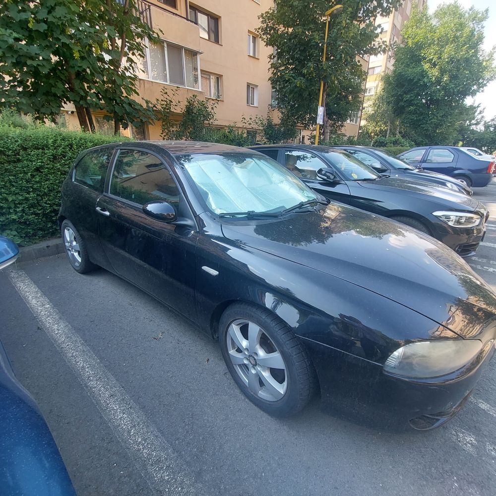 Vand Alfa Romeo 147 , 1.598 cm3, benzina, 120cp an 2007